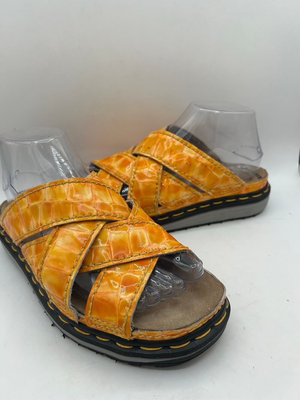 RARE VTG Dr. Martens Orange Croc-Embossed Crisscross Slide Leather Platform 7